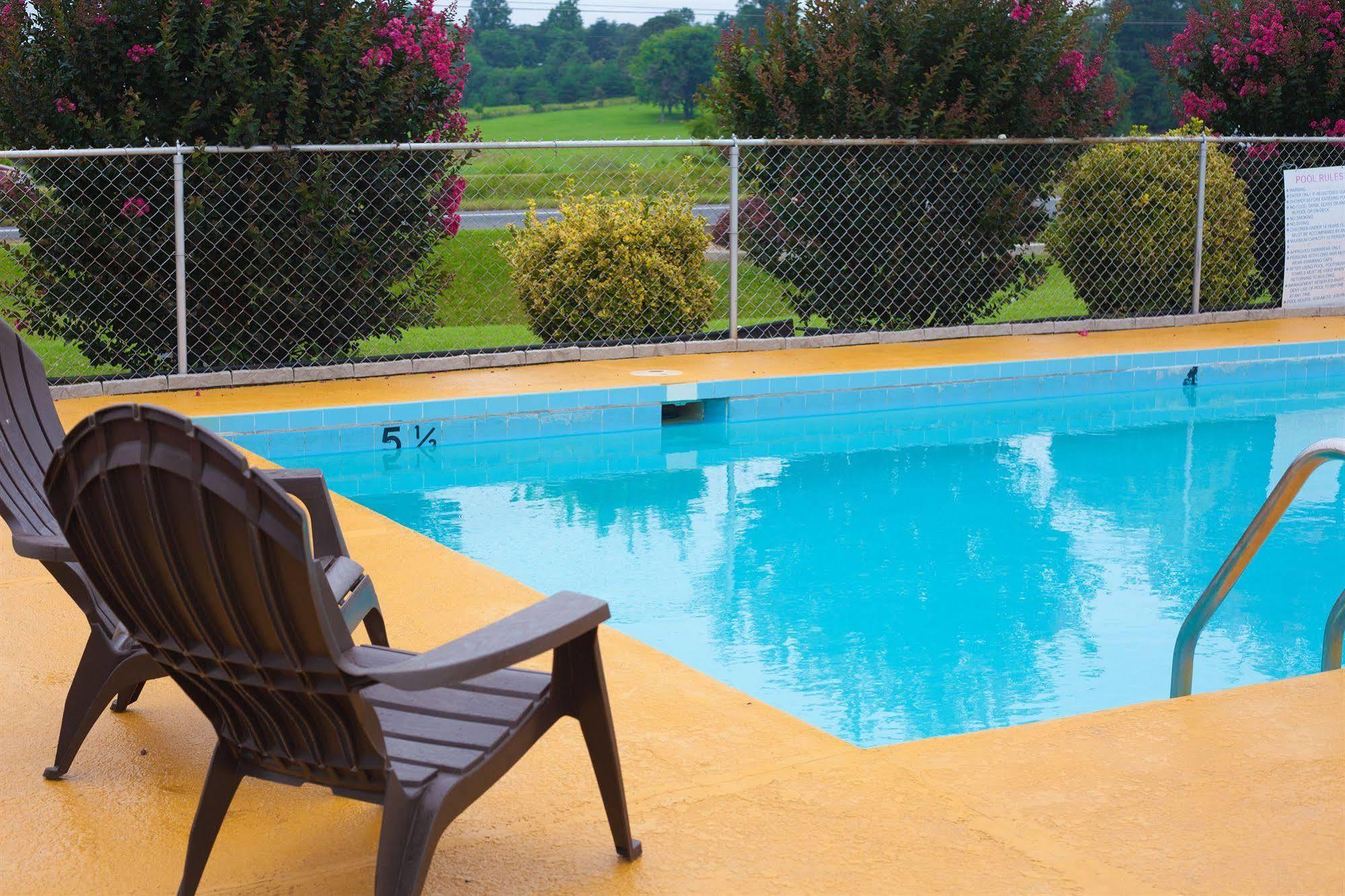 Timberlake Motel Lynchburg Esterno foto